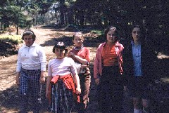 S0169 Susan Putnam; Chris Swenson; Ann Bennett; Pam Poole; Ruth Bennet McDougal Dorrough; hike in Lynn woods